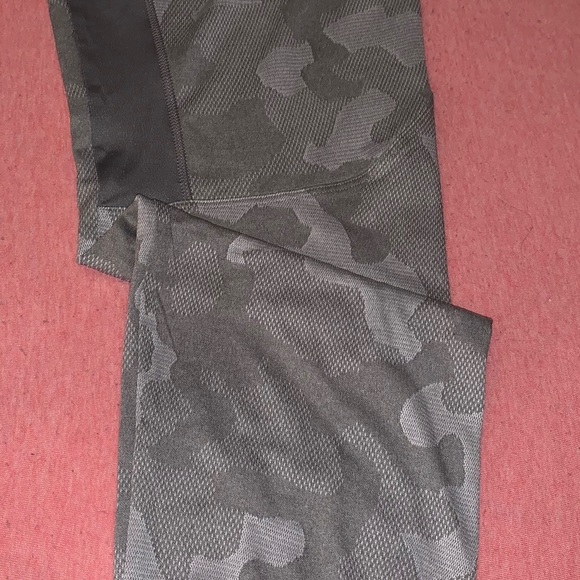 Men’s Adidas Camo Jogger NWT sz M - Picture 6 of 7